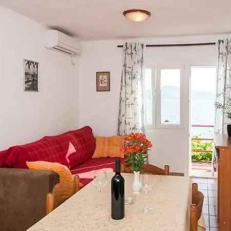 Stipo - Comfort Two Bedroom With Balcony And Sea View 아파트 Drače